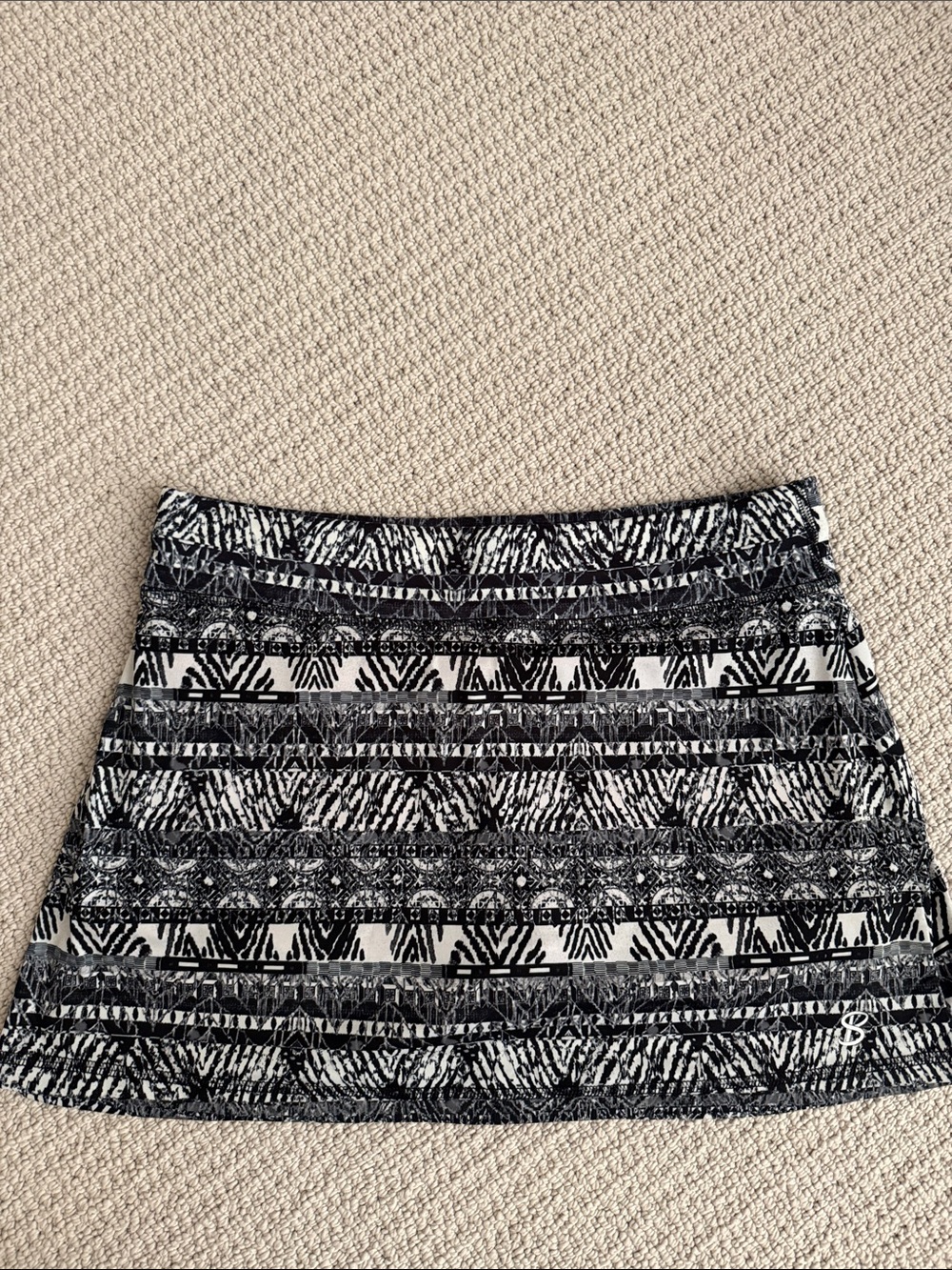 Sofibella Black & White Patterned Women’s Athketic Tennis Skort
